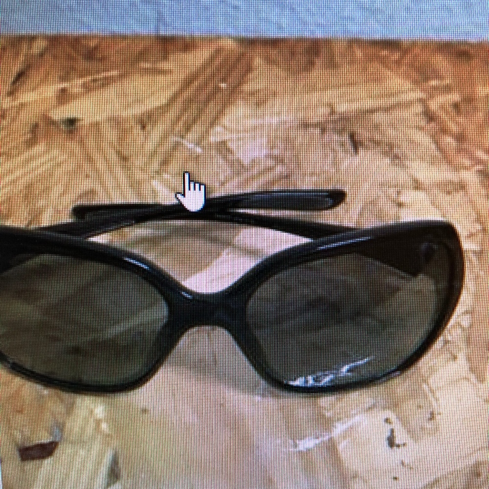 Ladies Oakley Black Polarized Sunglasses